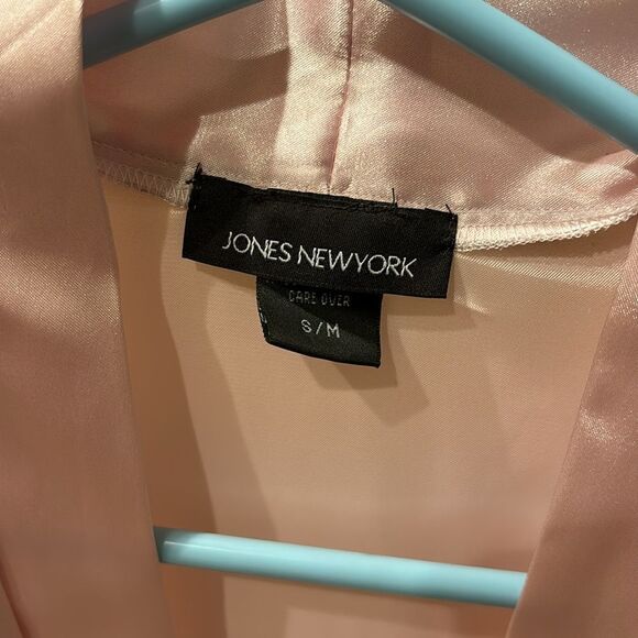 Jones New York woman's baby pink slip and robe - Picture 4 of 15